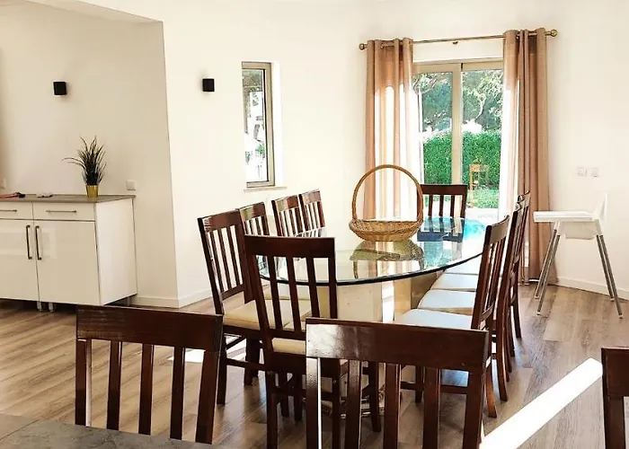 فيلة 6 Bedroom Private Tenazinha I, With Private Pool البوفيرا