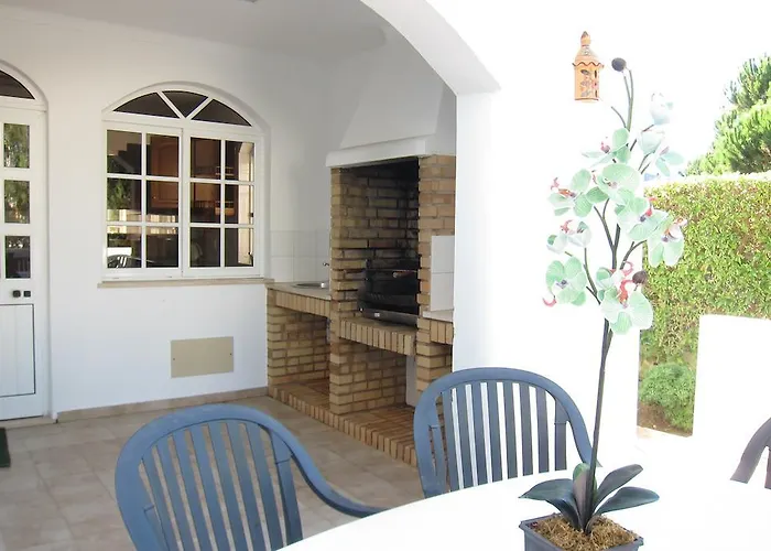 فيلة 6 Bedroom Private Tenazinha I, With Private Pool البوفيرا