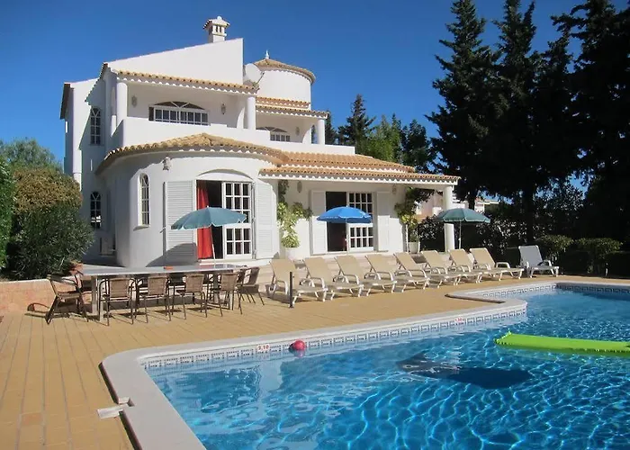 6 Bedroom Private Tenazinha I, With Private Pool فيلة *